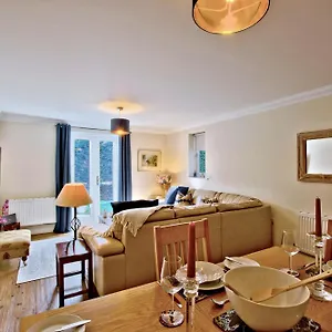 Ingledale Apartment, Ingleton, Yorkshire Dales National Park, Famous Three Peaks, Near The District, Pets Are Welcome Ingleton (North Yorkshire)